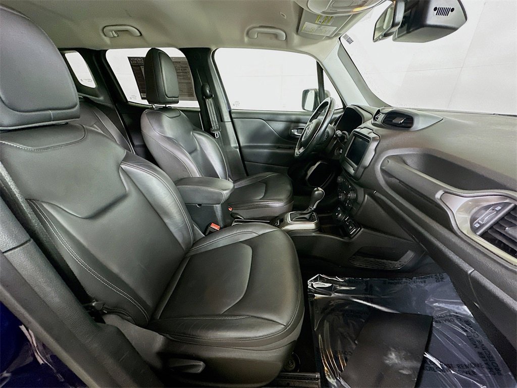 Used 2019 Jeep Renegade Limited w/ LED Lighting Group image 12
