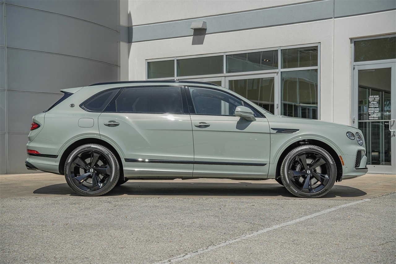 New 2025 Bentley Bentayga Extended Wheelbase image 5
