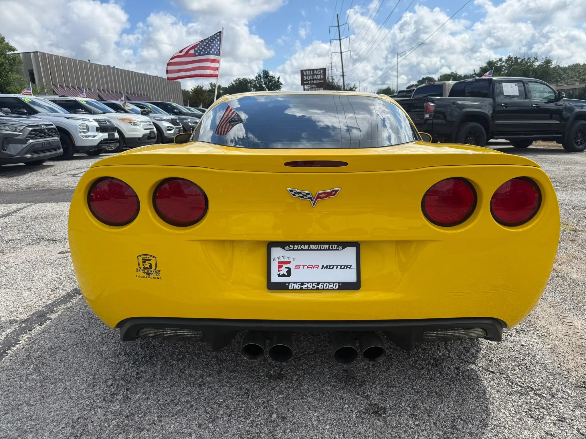 Used 2008 Chevrolet Corvette Coupe RWD image 4