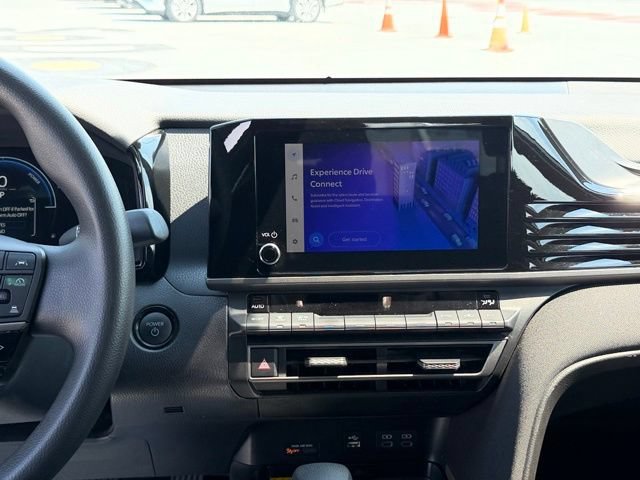 Used 2025 Toyota Camry LE FWD image 14