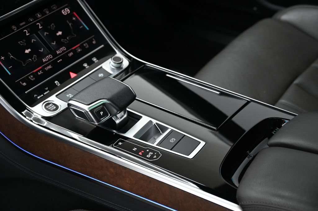 Used 2021 Audi A8 L 3.0T AWD/4WD image 35