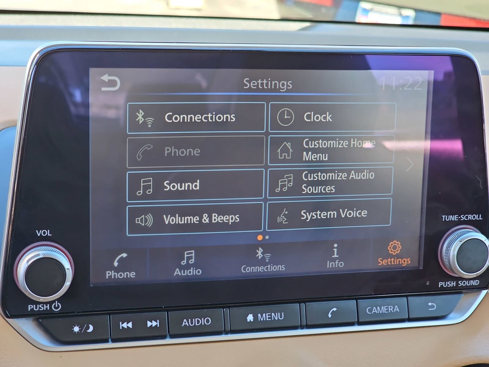 Used 2025 Nissan Sentra SV w/ SV Premium Package image 23