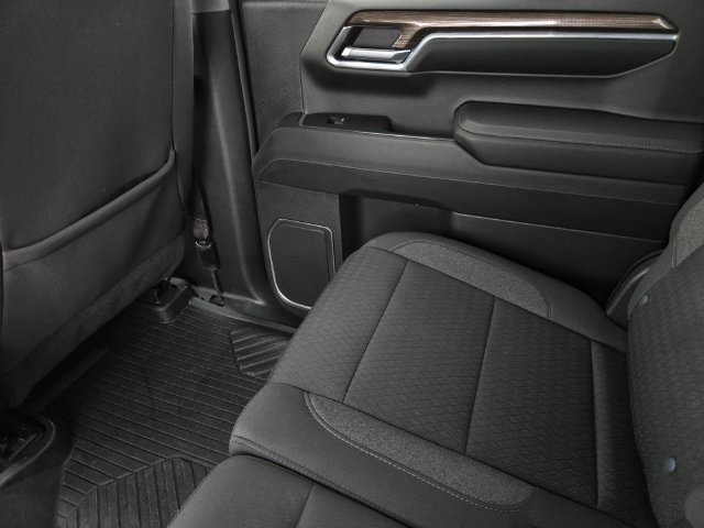 Used 2023 Chevrolet Silverado 1500 LT Trail Boss w/ LPO, Dark Essentials Package AWD/4WD image 13