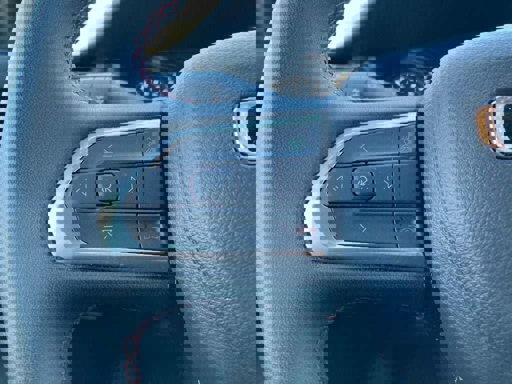 Used 2025 Jeep Compass Trailhawk image 14