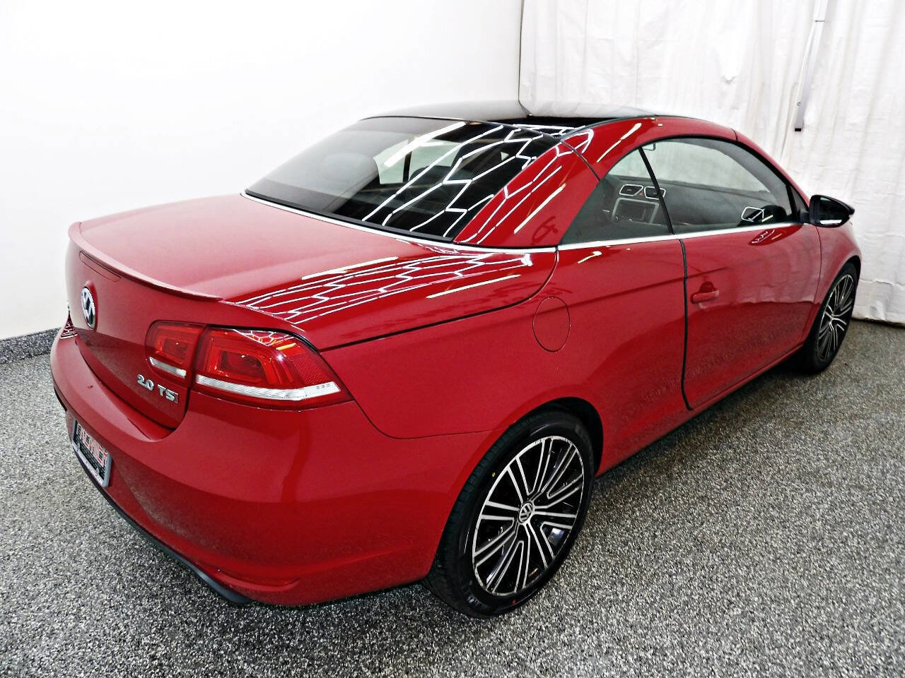 Used 2014 Volkswagen Eos image 6