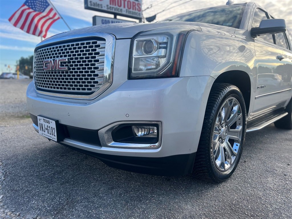 Used 2015 GMC Yukon Denali w/ Open Road Package image 9