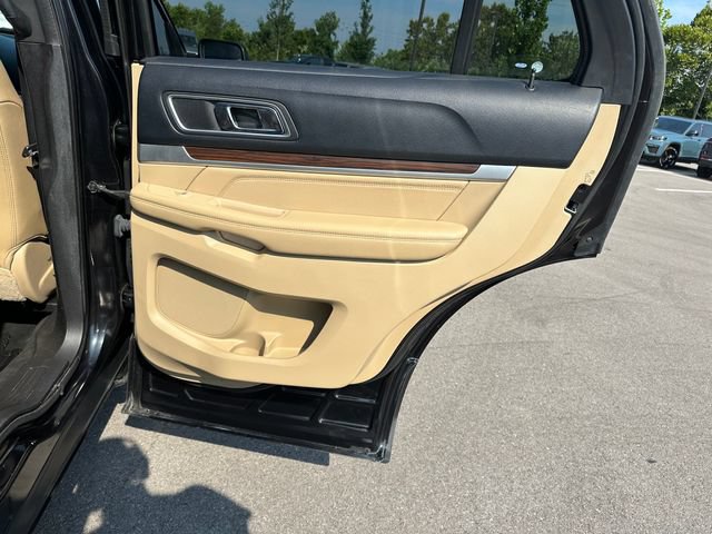 Used 2016 Ford Explorer Limited FWD image 22