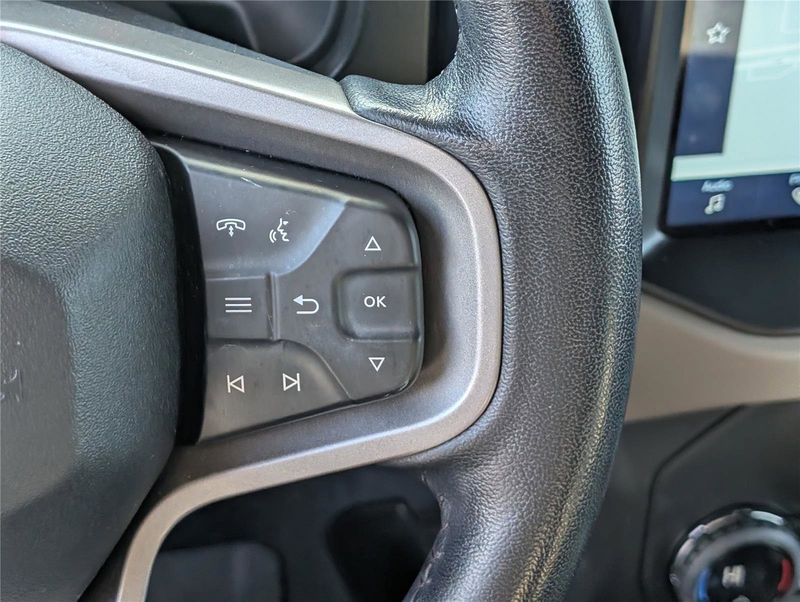 Used 2023 Ford Bronco Wildtrak image 22