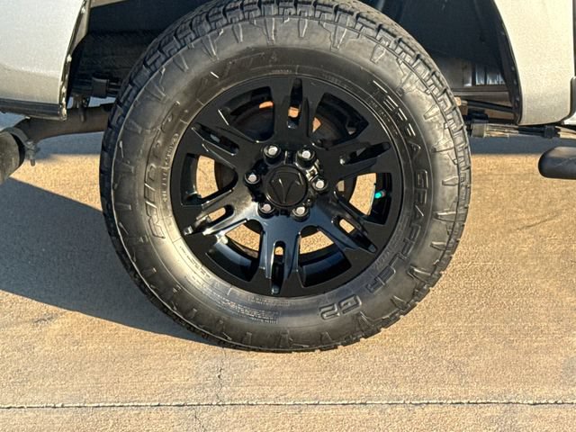 Used 2022 Toyota Tacoma SR w/ SR Convenience Package RWD image 9