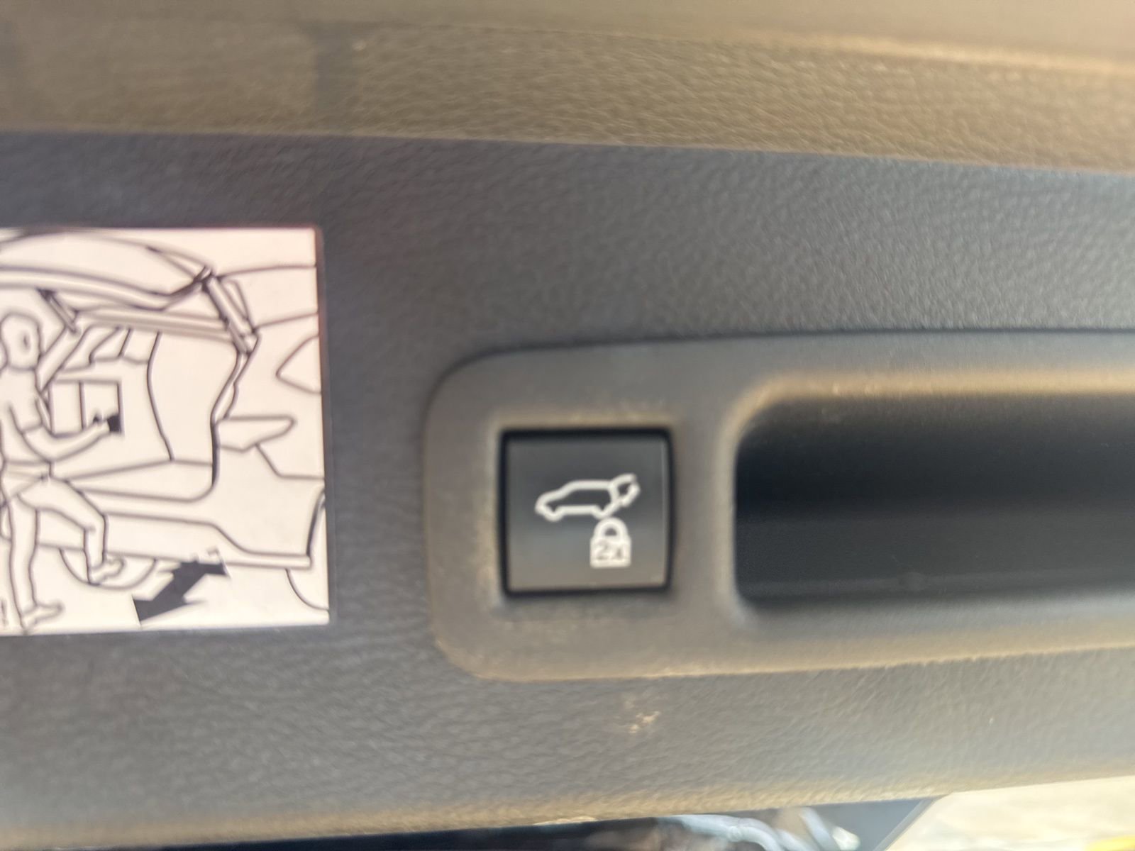 Used 2021 Toyota Sienna XSE image 22