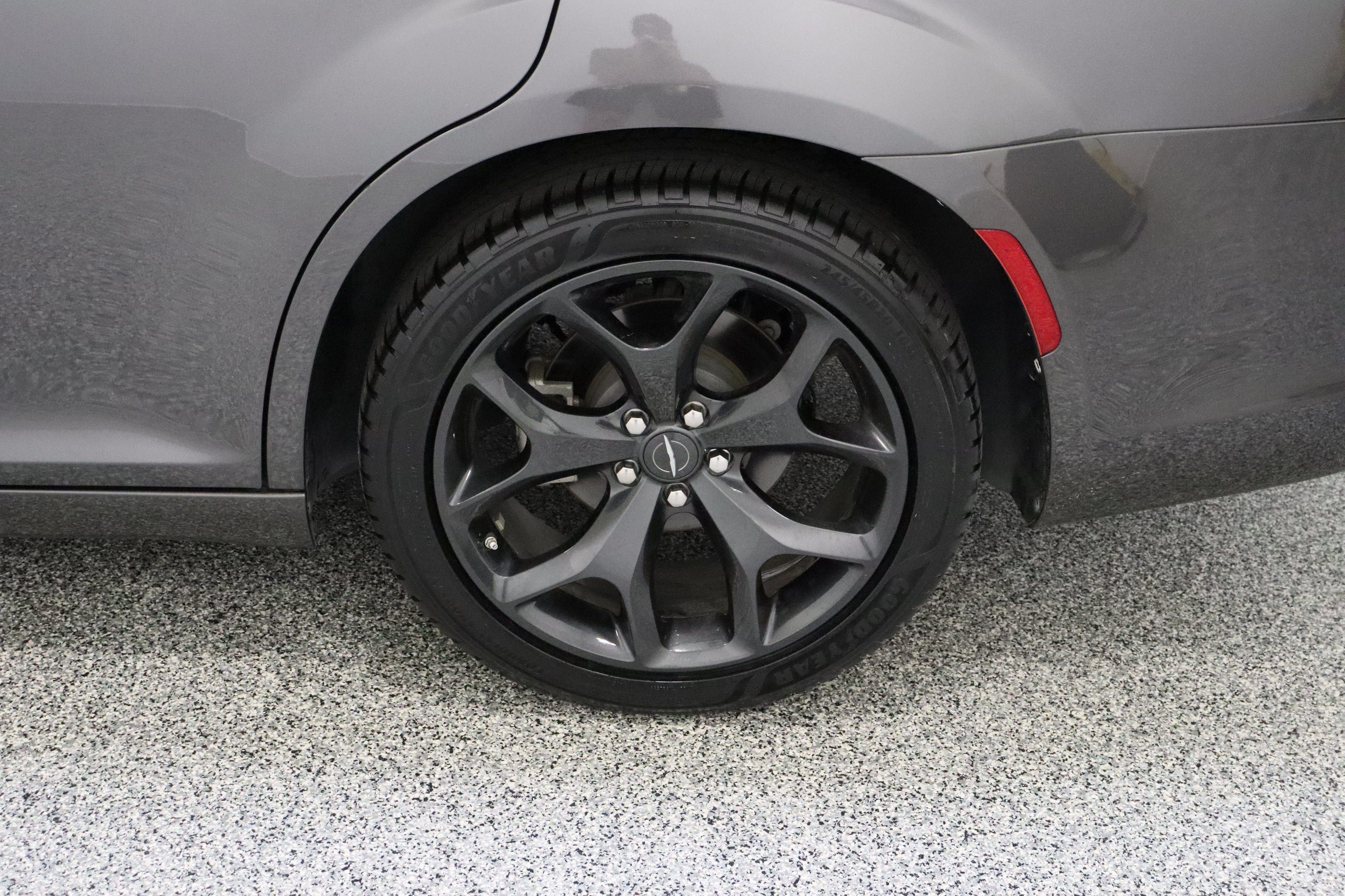 Used 2023 Chrysler 300 Touring w/ Sport Appearance Package RWD image 10