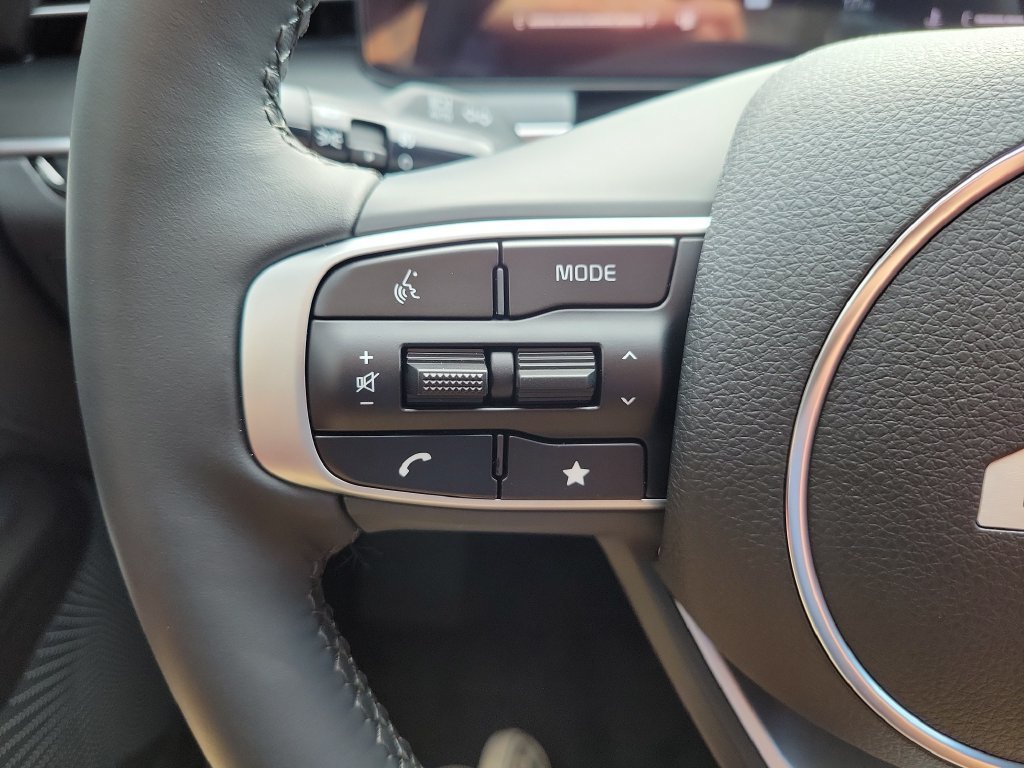 New 2026 Kia K5 GT-Line image 24
