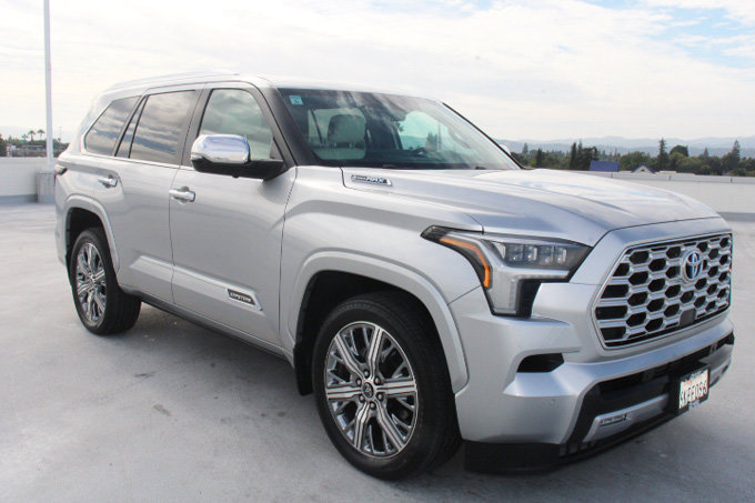 Certified 2024 Toyota Sequoia Capstone AWD/4WD image 2