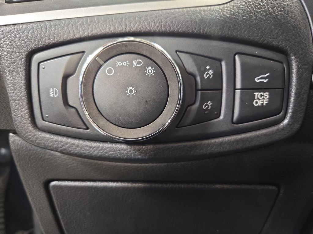 Used 2022 Ford Edge SEL w/ Sport Appearance Package AWD/4WD image 29