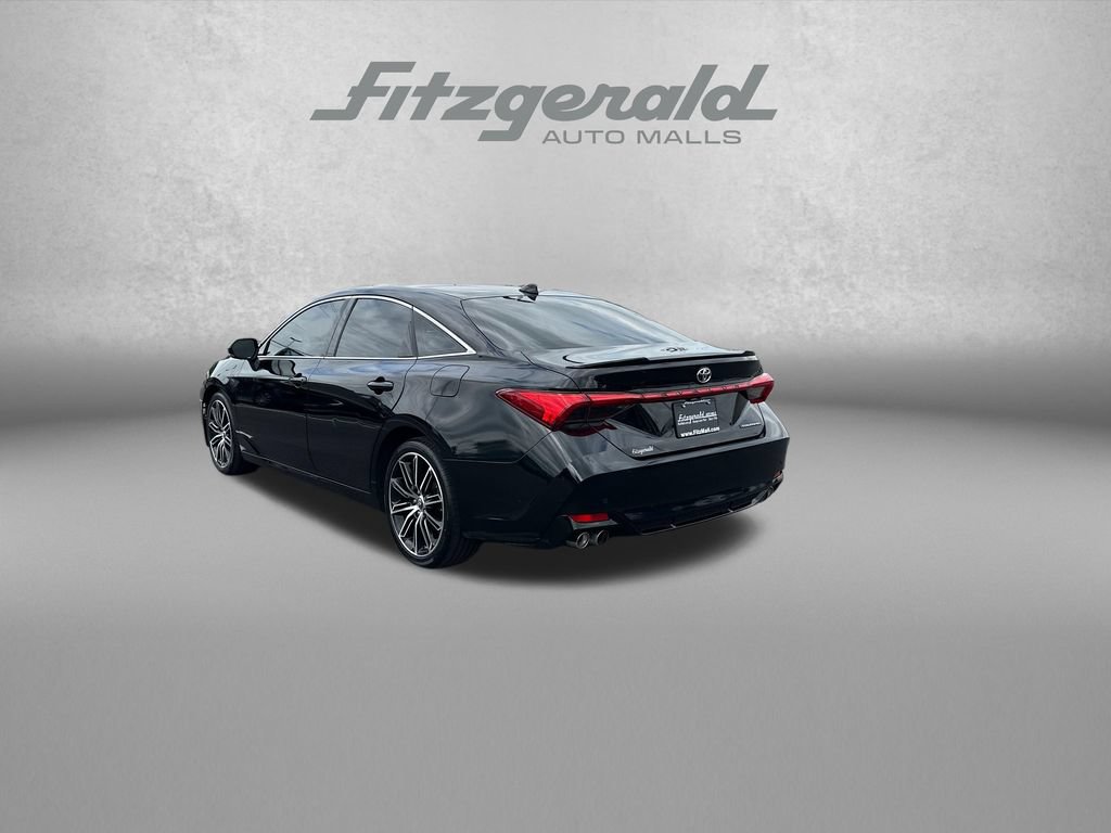 Used 2019 Toyota Avalon Touring w/ Advanced Safety Package FWD image 5