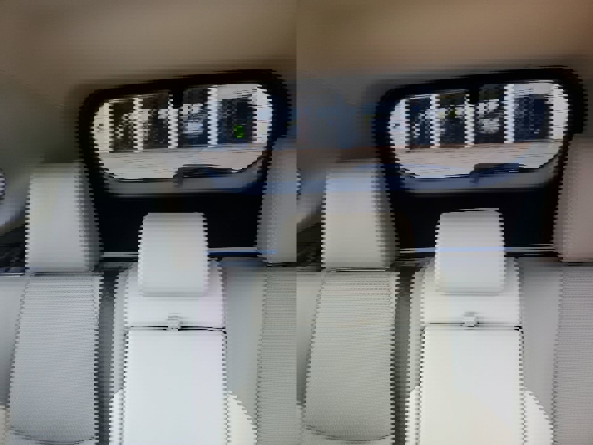 Used 2020 Toyota RAV4 Limited image 14