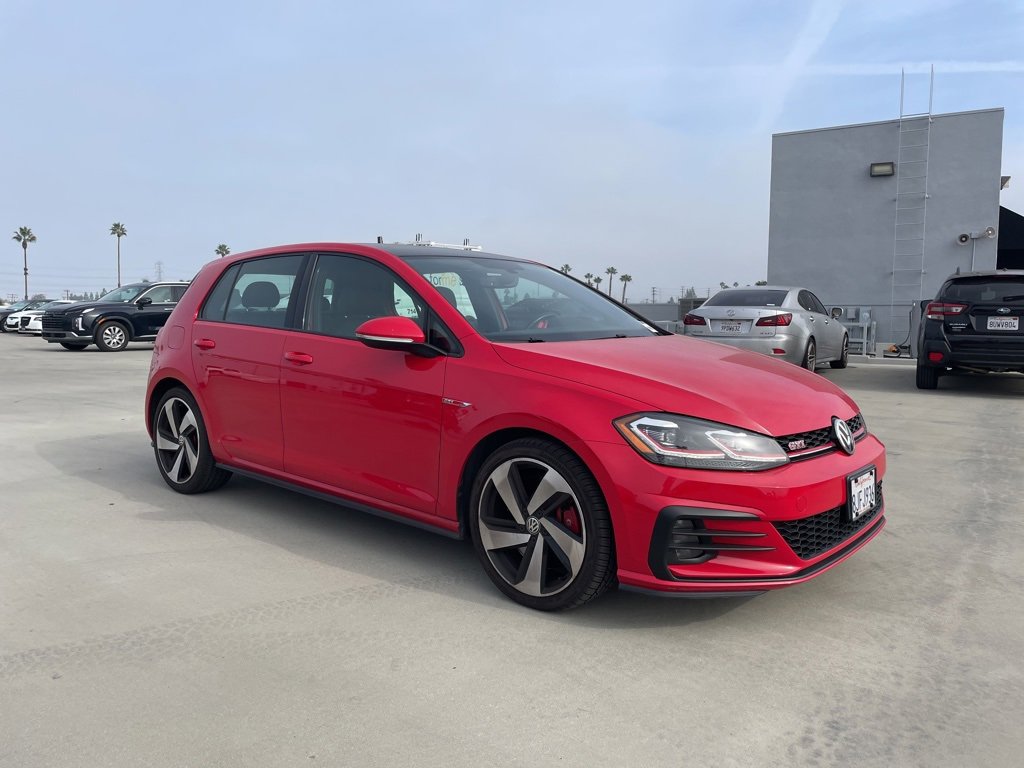 Used 2019 Volkswagen GTI SE image 1