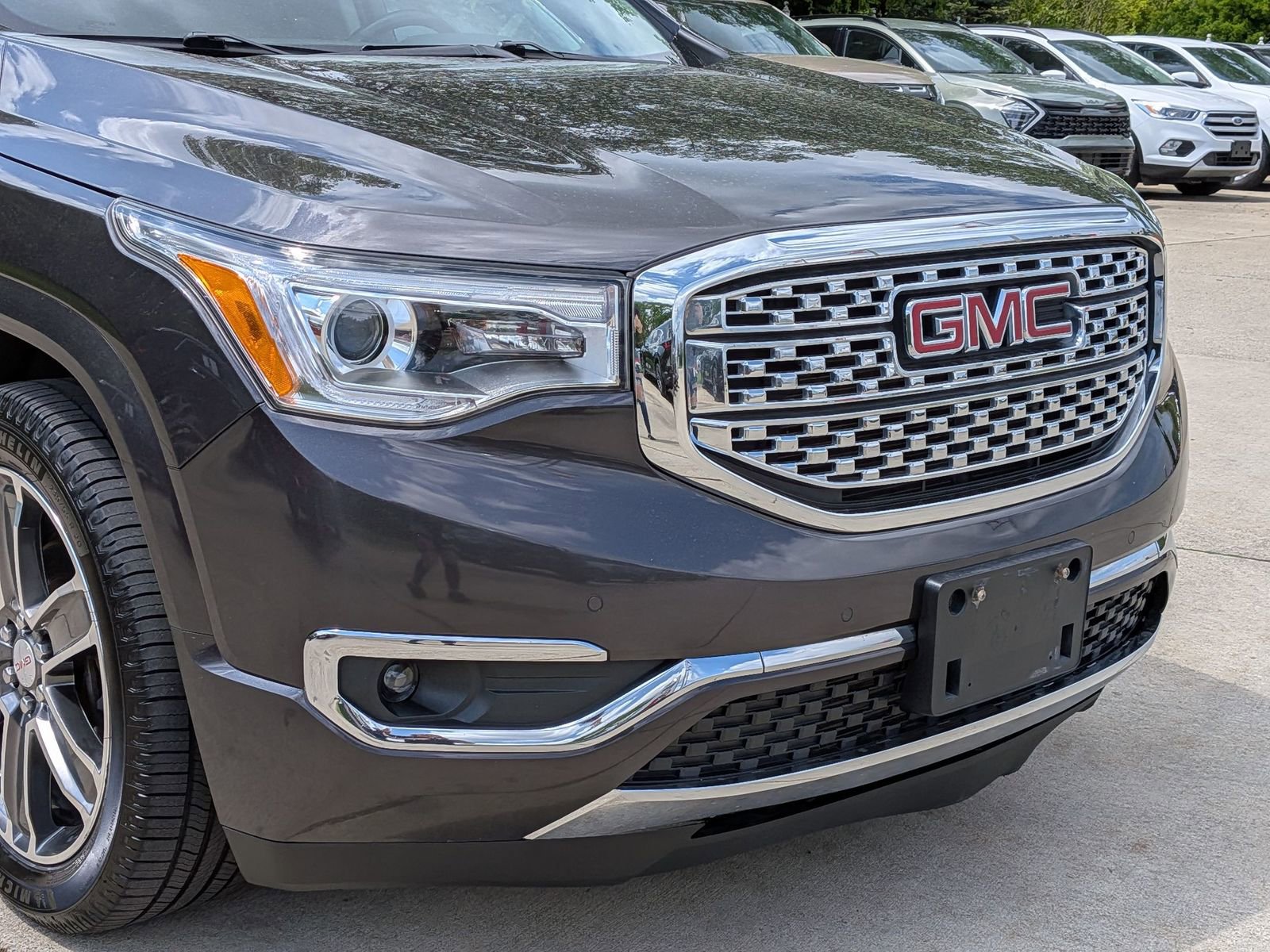 Used 2018 GMC Acadia Denali AWD/4WD image 39