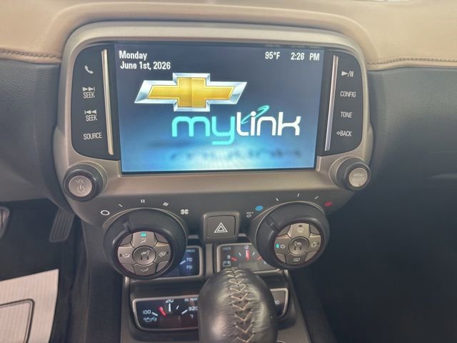 Used 2015 Chevrolet Camaro LT RWD image 6