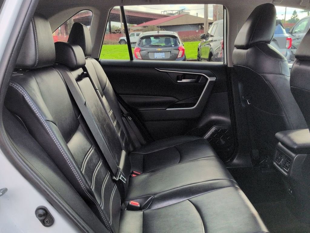 Used 2019 Toyota RAV4 XLE Premium w/ Advanced Technology Package image 28