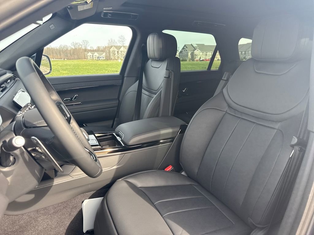 New 2026 Land Rover Range Rover Sport SE image 11