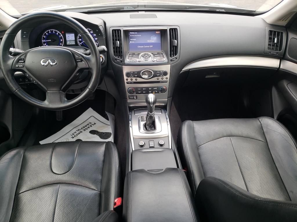 Used 2013 INFINITI G37 x w/ Premium Pkg image 11