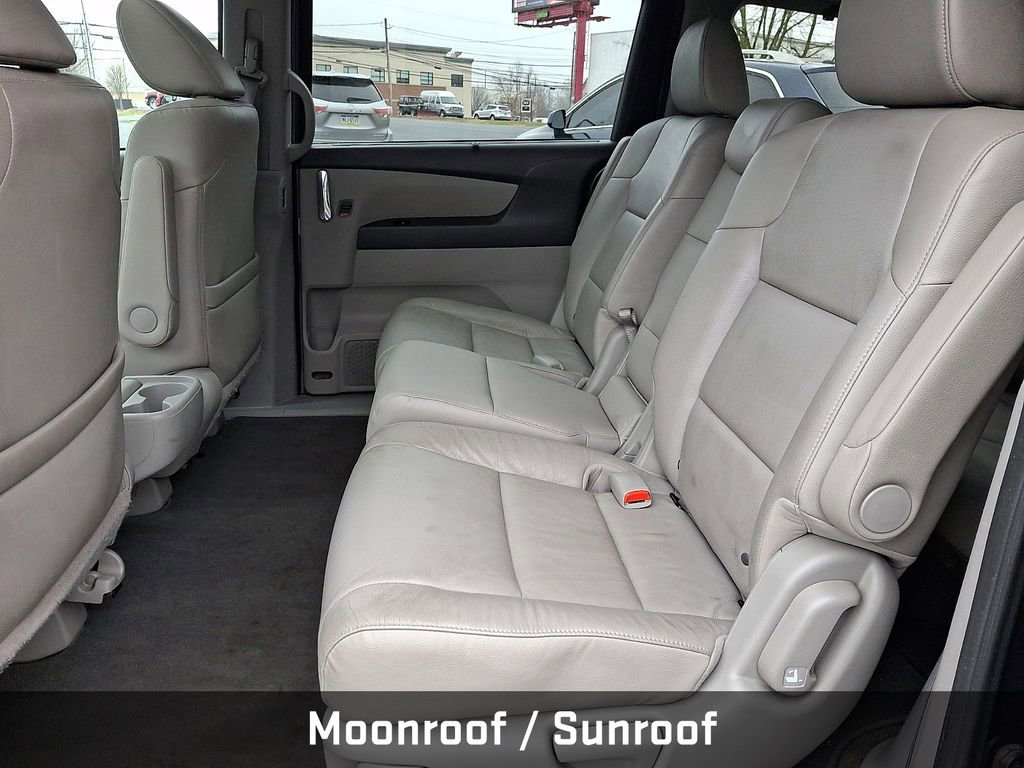 Used 2016 Honda Odyssey Touring Elite image 10