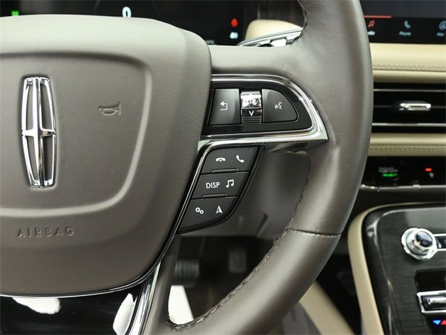 Certified 2023 Lincoln Nautilus Reserve w/ Equipment Group 201A image 14