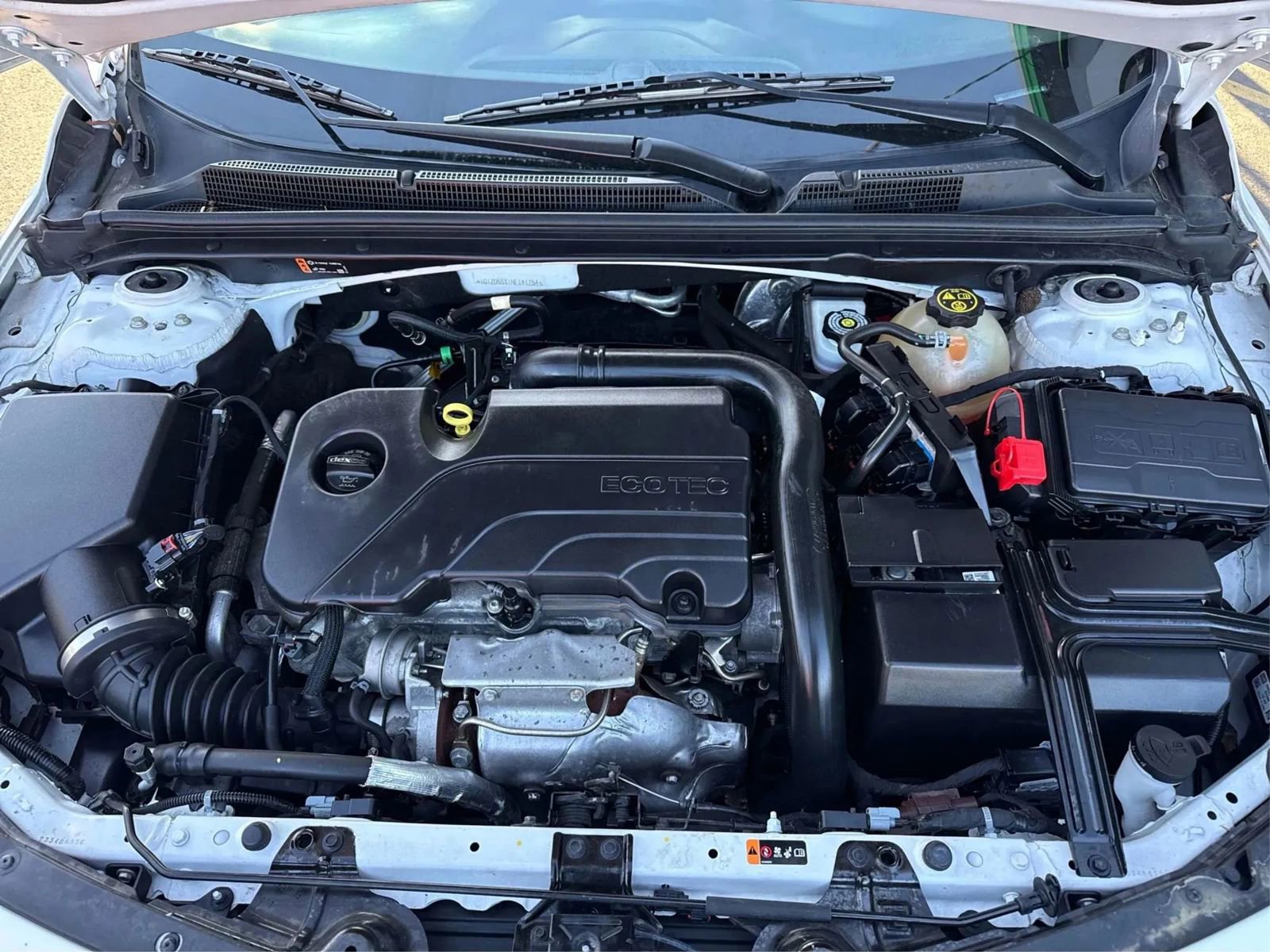 Used 2022 Chevrolet Malibu LT image 11