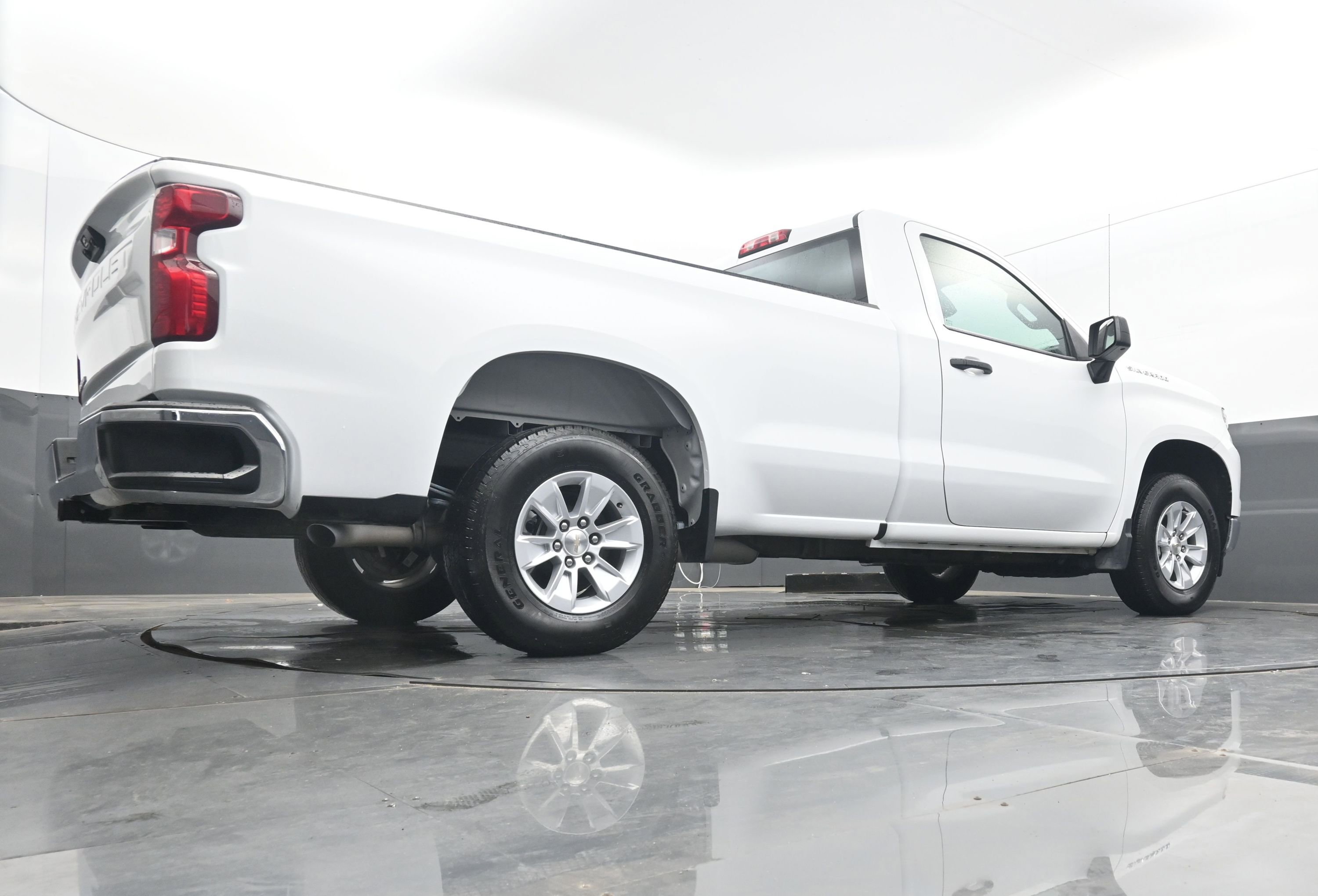 Certified 2024 Chevrolet Silverado 1500 W/T w/ WT Fleet Convenience Package image 26