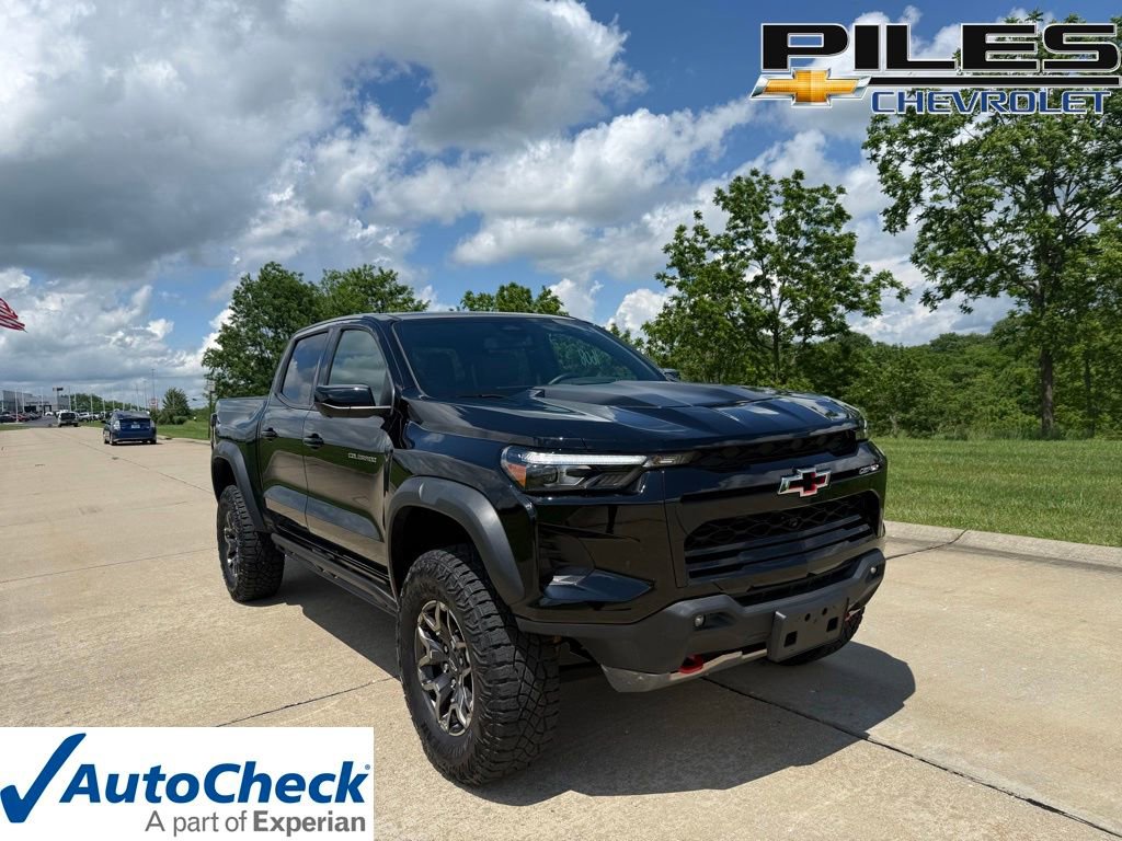 Used 2024 Chevrolet Colorado ZR2 w/ ZR2 Convenience Package III