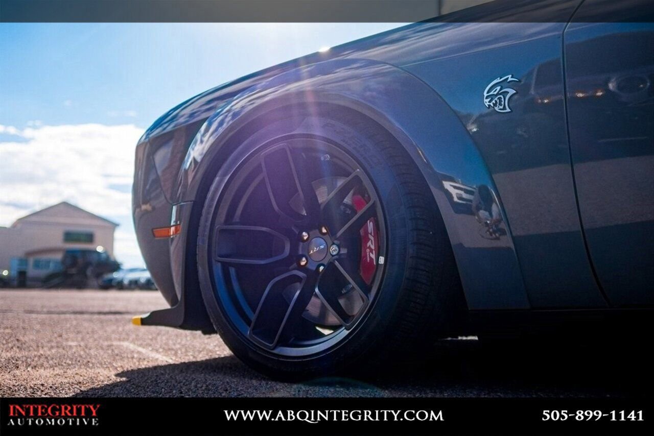 Used 2023 Dodge Challenger SRT Hellcat RWD image 11