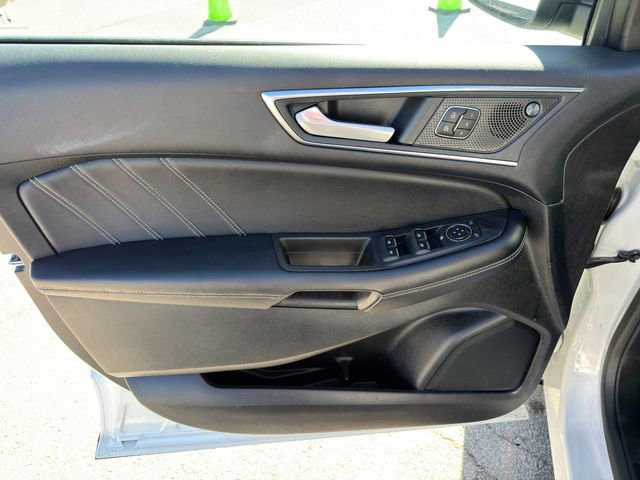Used 2022 Ford Edge ST AWD/4WD image 16
