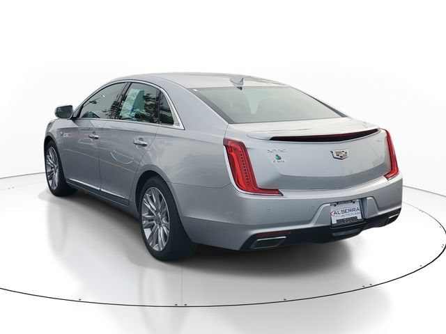 Certified 2018 Cadillac XTS Luxury FWD image 3
