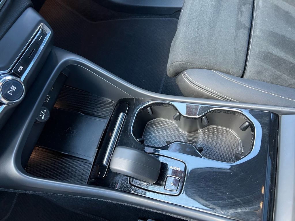 Certified 2023 Volvo XC40 Recharge Ultimate AWD/4WD image 19