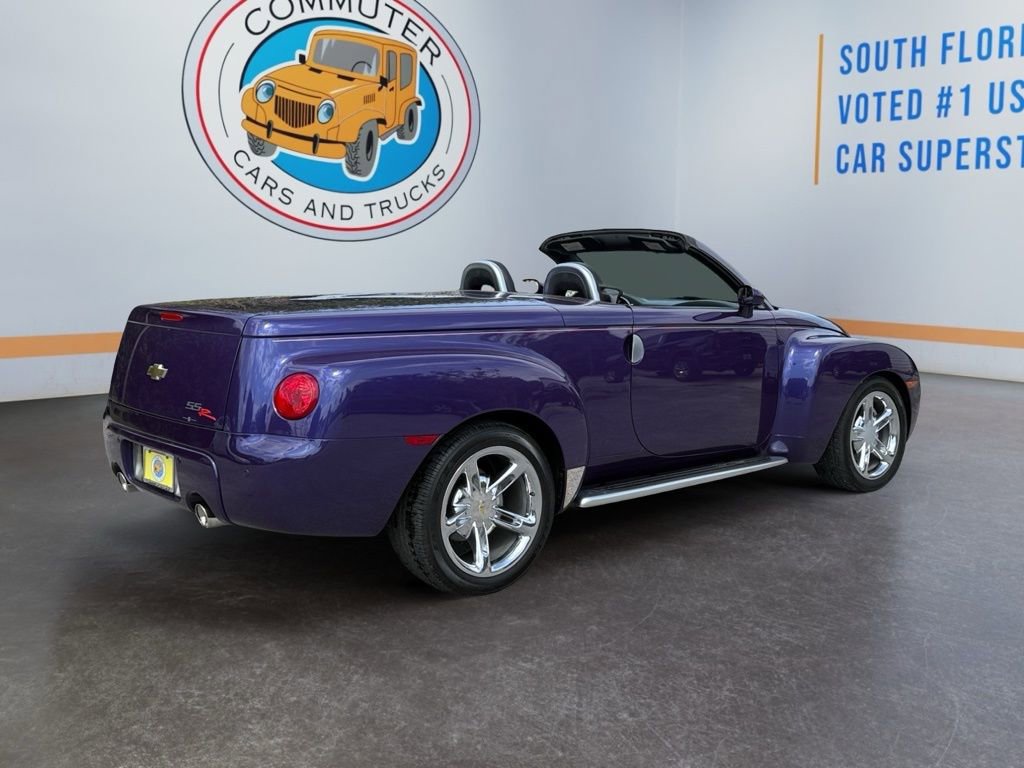 Used 2004 Chevrolet SSR w/ Preferred Equipment Group RWD image 6
