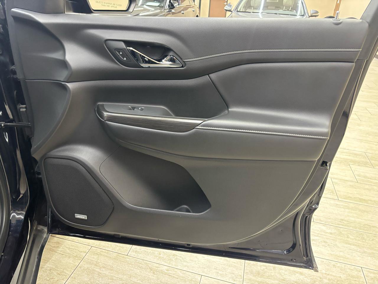 Used 2021 GMC Acadia SLT w/ Elevation Edition FWD image 21
