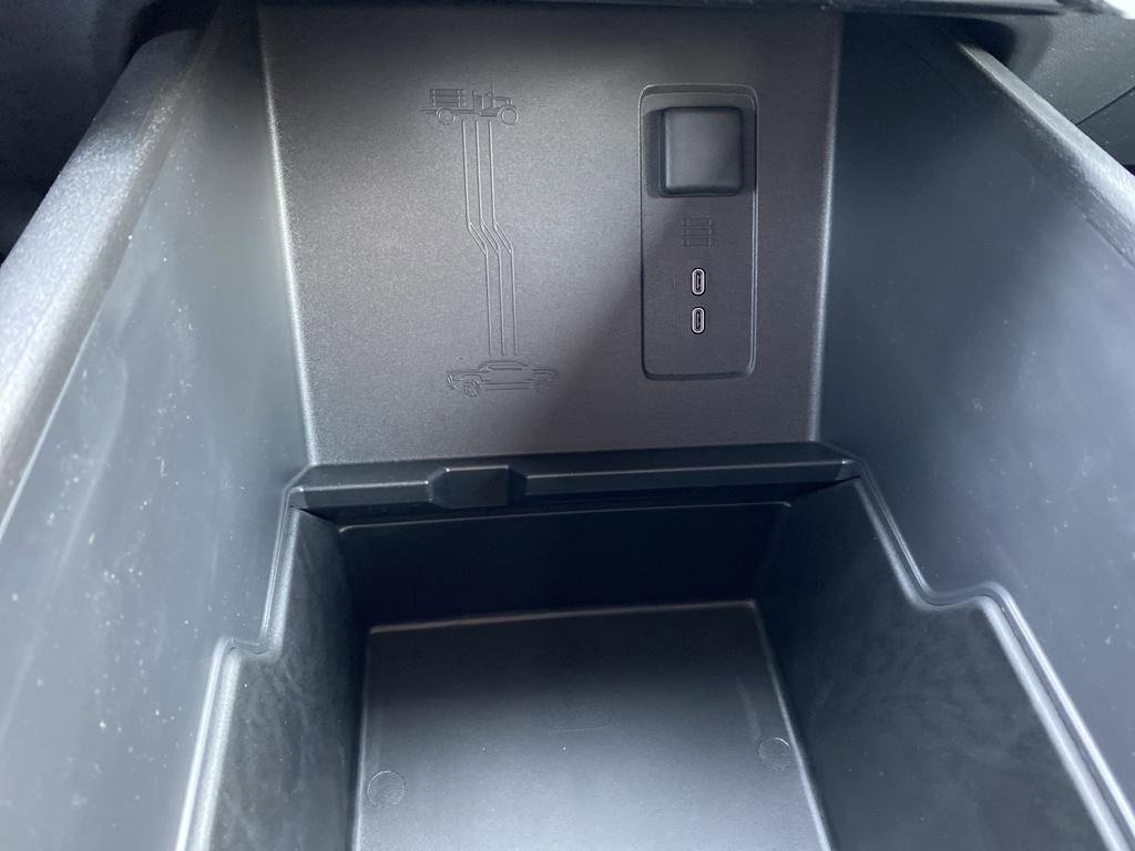 New 2024 Chevrolet Silverado EV W/T image 34