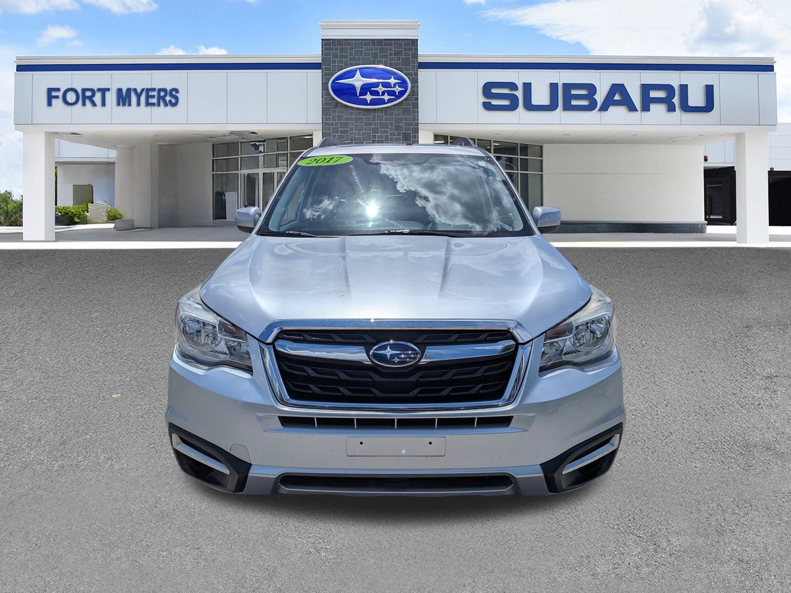 Used 2017 Subaru Forester 2.5i Premium w/ All-Weather Package AWD/4WD image 9