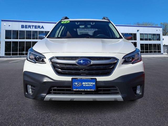 Used 2022 Subaru Outback Touring w/ Tech Package 2 AWD/4WD image 2