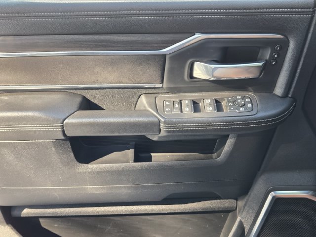 Used 2026 RAM 2500 Laramie AWD/4WD image 30