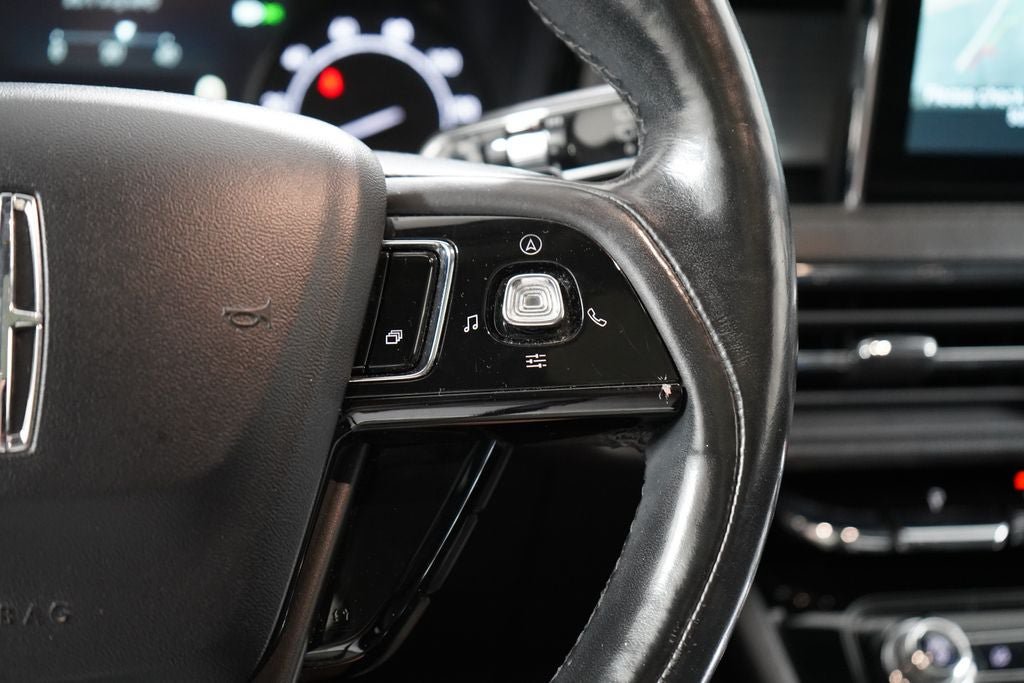 Used 2020 Lincoln Corsair AWD image 16