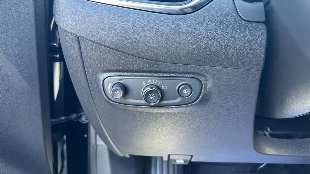 Used 2024 Chevrolet Equinox Premier w/ LPO, Floor Liner Package image 31