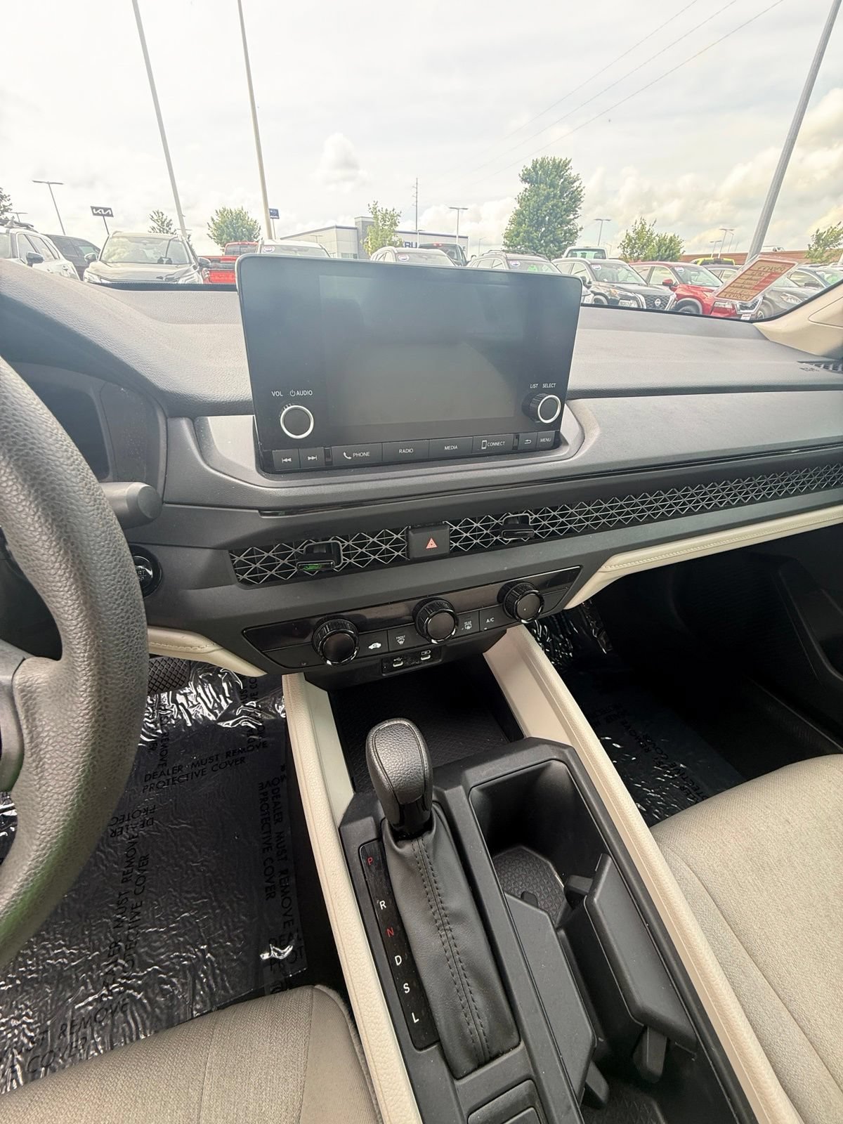 Used 2023 Honda Accord LX image 9