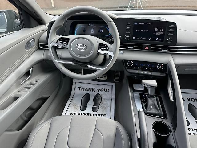 New 2026 Hyundai Elantra Sport image 10