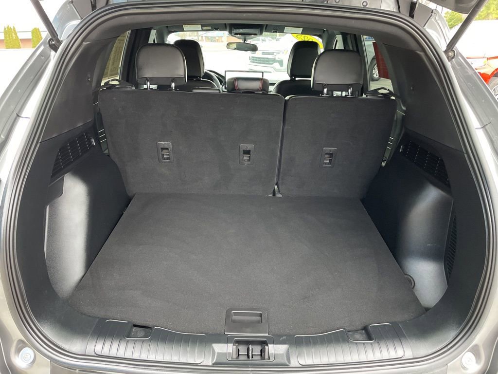 Used 2025 Ford Escape ST-Line w/ Equipment Group 301A image 45