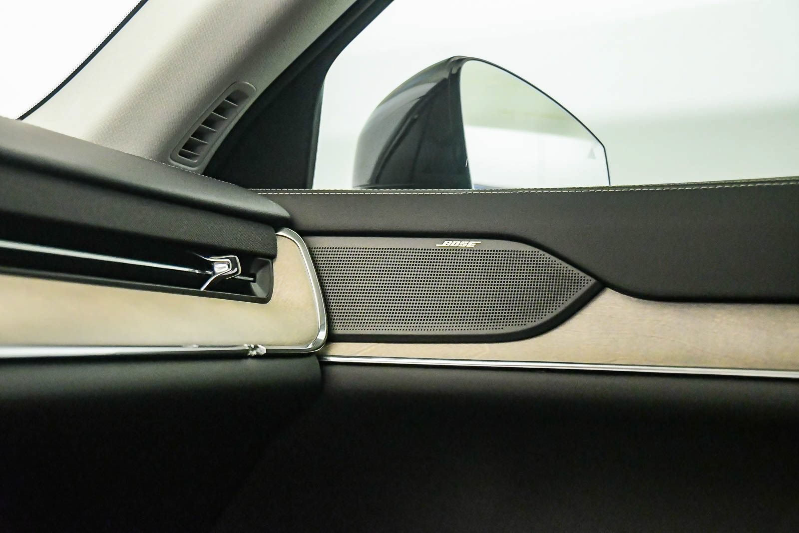 Certified 2026 Volvo EX90 Plus AWD/4WD image 21