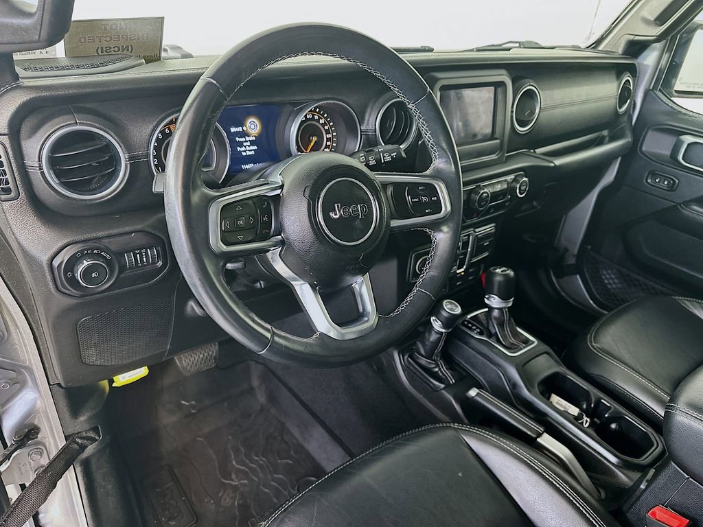 Used 2018 Jeep Wrangler Unlimited Sahara image 30