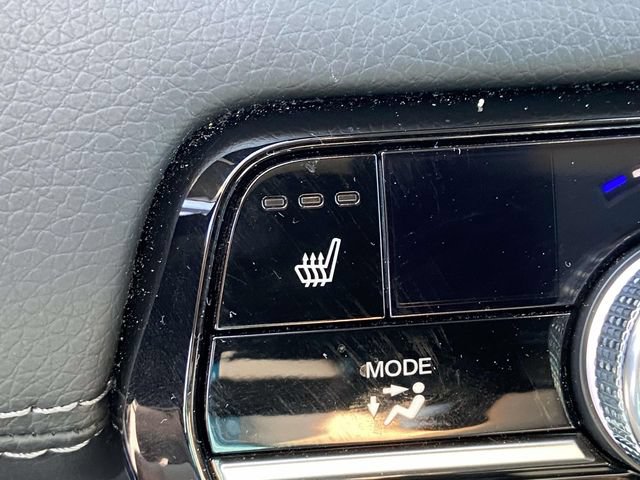 Used 2025 Honda Pilot Touring image 27