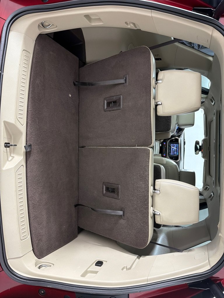 Used 2017 GMC Acadia Denali w/ Technology Package FWD image 23